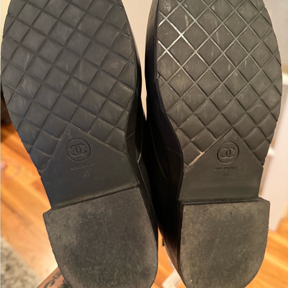 Chanel 40b leather boots - Picture 5 of 11